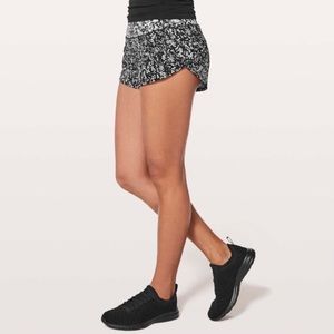 lululemon Speed Up Shorts Low Rise 2.5” Inseam